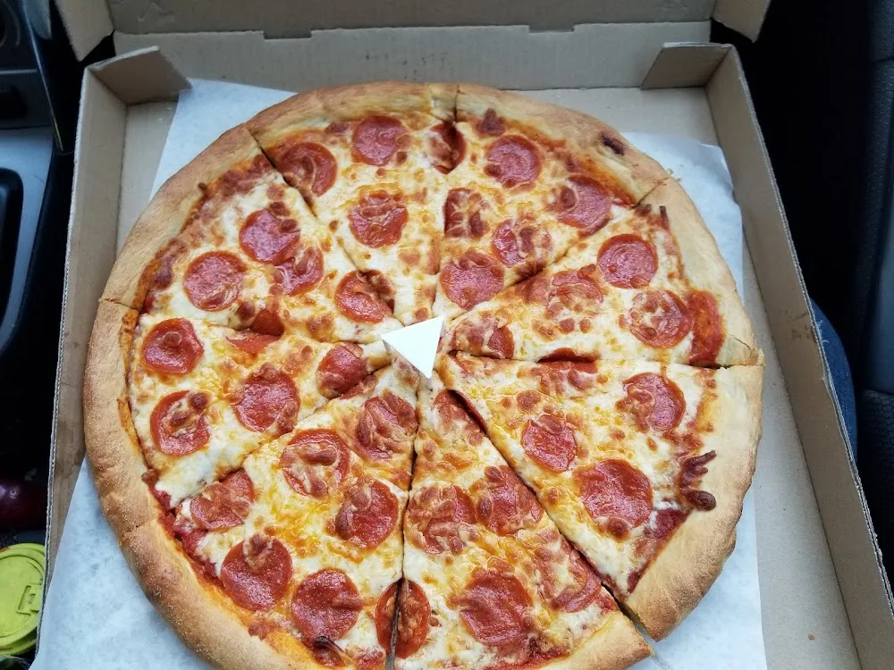 Pepperoni 16